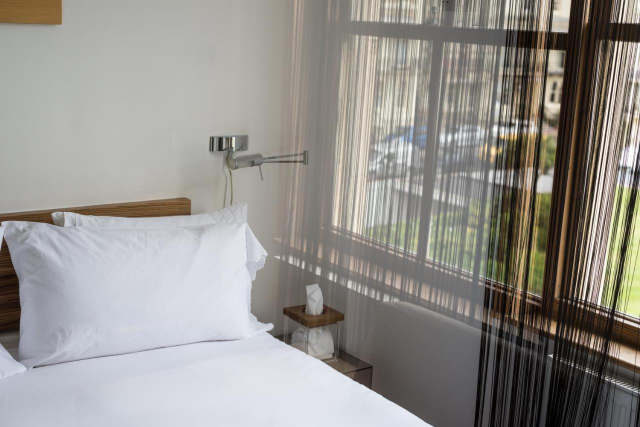 Hotel Una Μπράιτον Εξωτερικό φωτογραφία